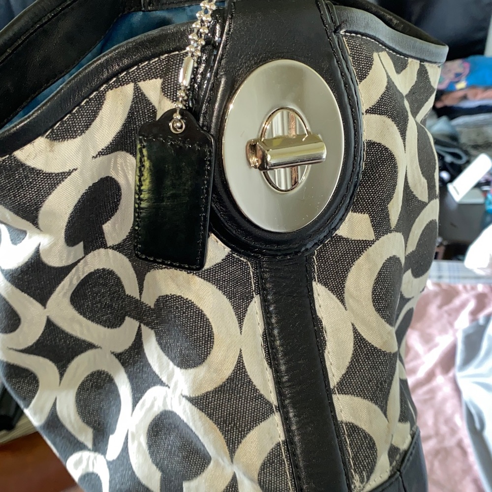 Coach set - Picture 11 of 11